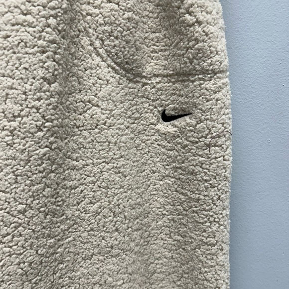 Nike Therma Fleece Women's Jogger Pants - Picture 3 of 4